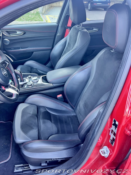 Alfa Romeo Giulia Quadrifoglio 2.9V6BiTurbo 2022