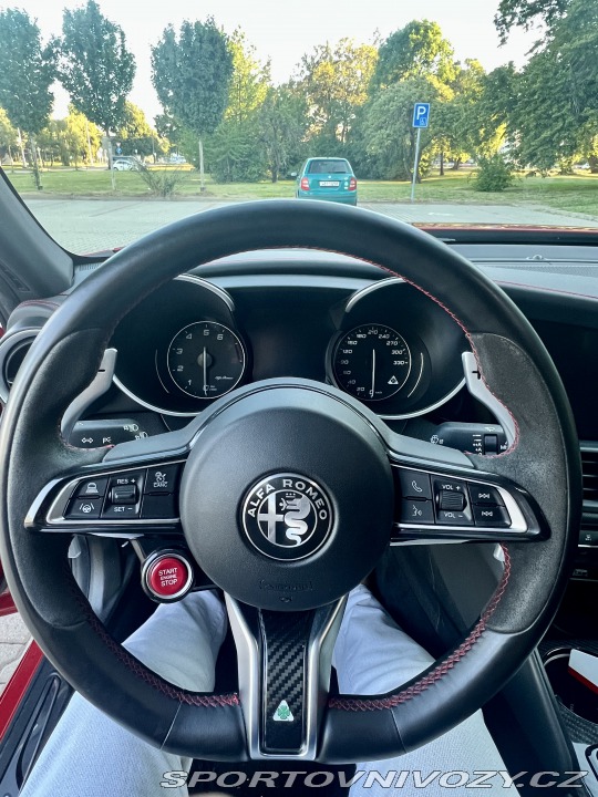 Alfa Romeo Giulia Quadrifoglio 2.9V6BiTurbo 2022