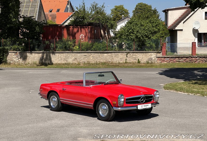 Mercedes-Benz SL 230SL Pagoda 1966