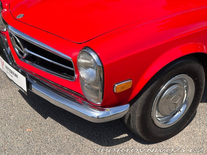 Mercedes-Benz SL 230SL Pagoda 1966