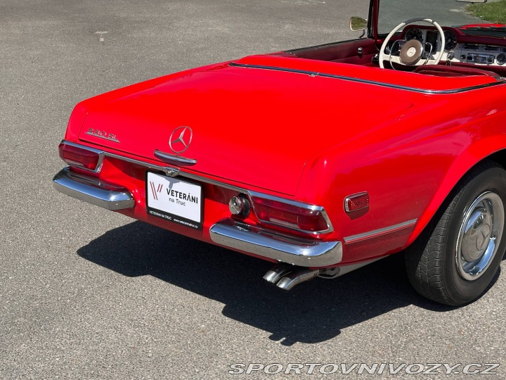 Mercedes-Benz SL 230SL Pagoda 1966
