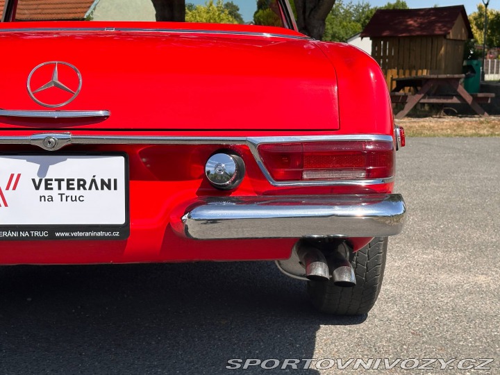 Mercedes-Benz SL 230SL Pagoda 1966
