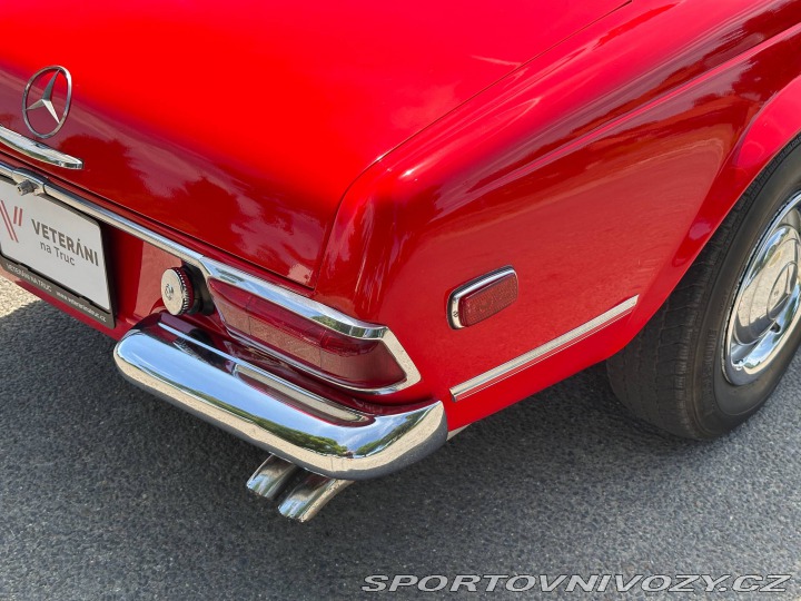 Mercedes-Benz SL 230SL Pagoda 1966