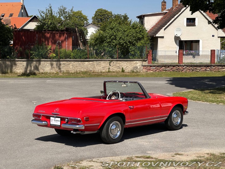 Mercedes-Benz SL 230SL Pagoda 1966
