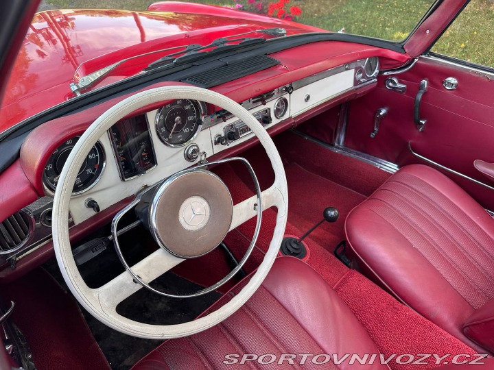Mercedes-Benz SL 230SL Pagoda 1966