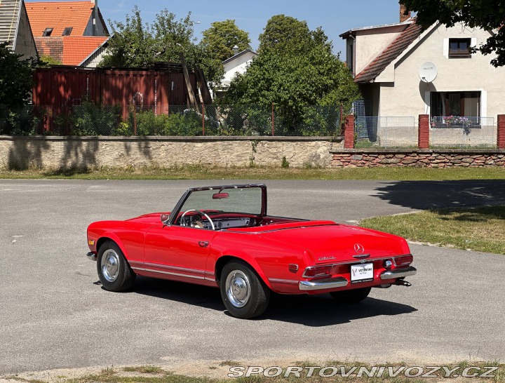 Mercedes-Benz SL 230SL Pagoda 1966