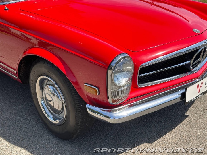 Mercedes-Benz SL 230SL Pagoda 1966