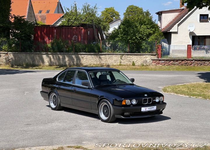 BMW M5 E34 1989