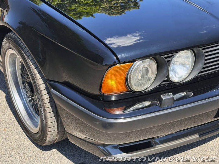 BMW M5 E34 1989