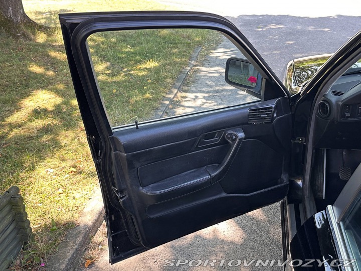 BMW M5 E34 1989