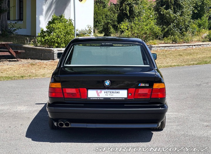 BMW M5 E34 1989