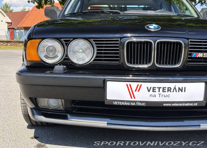 BMW M5 E34 1989