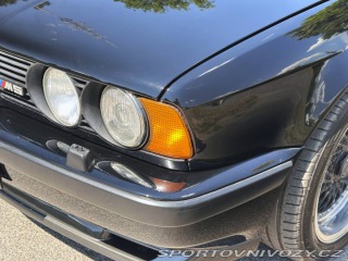 BMW M5 E34 1989