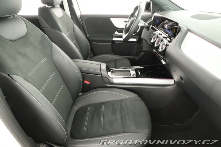 Mercedes-Benz Ostatní modely GLA AMG line GLA 220 4MATIC 2026