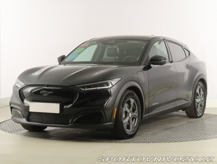 Ford Mustang Mach-E Standard Range RW 2021