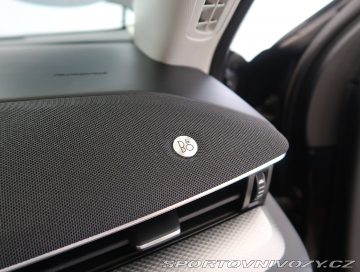 Ford Mustang Mach-E Standard Range RW 2021
