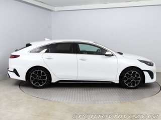 Kia ProCeed GT-Line 1.5 T-GDI 2021