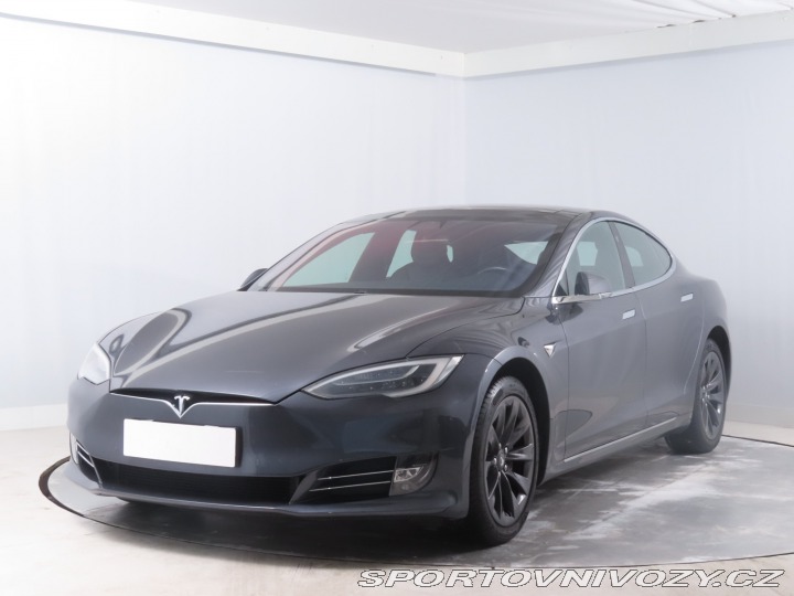 Tesla Model S P100D 2017