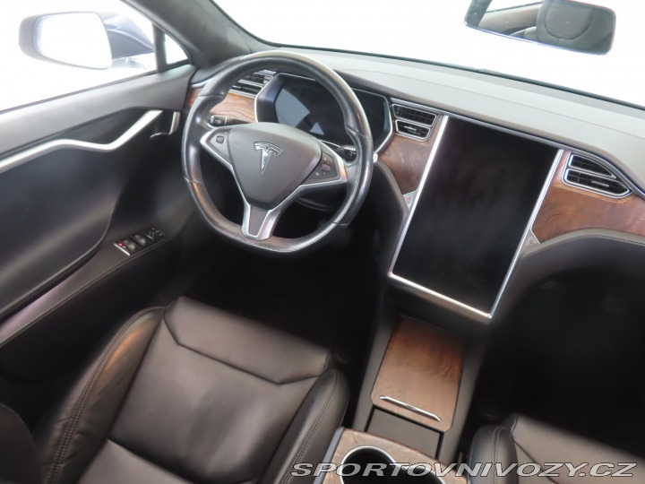 Tesla Model S P100D 2017