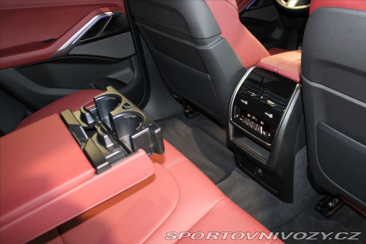 BMW X6 M50i xDrive adLED/360°/H& 2021