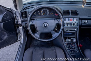 Mercedes-Benz CLK Kabriolet  200 100kW MT5 1998