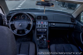Mercedes-Benz CLK Kabriolet  200 100kW MT5 1998