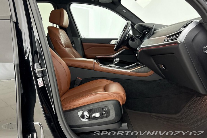 BMW X7 M50i 2021