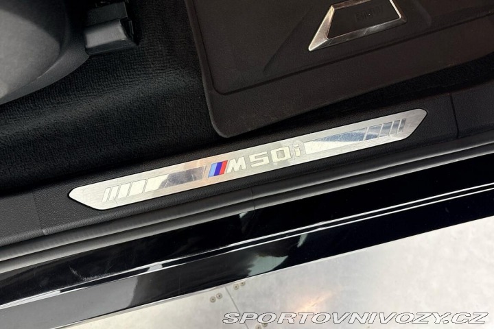 BMW X7 M50i 2021