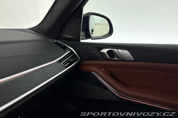 BMW X7 M50i 2021
