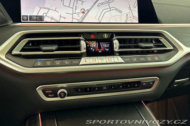 BMW X7 M50i 2021