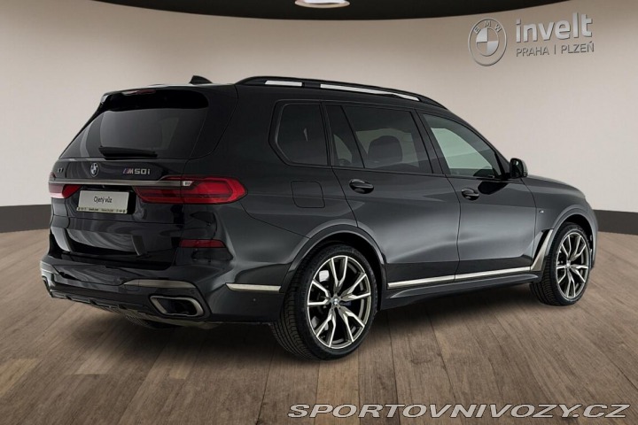 BMW X7 M50i 2021