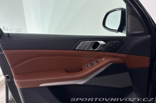 BMW X7 M50i 2021