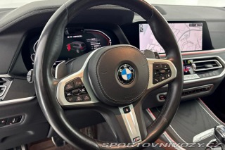 BMW X7 M50i 2021