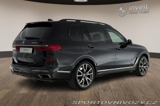 BMW X7 M50i 2021