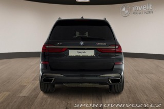 BMW X7 M50i 2021