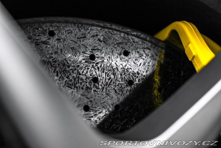 Ferrari SF90 2021
