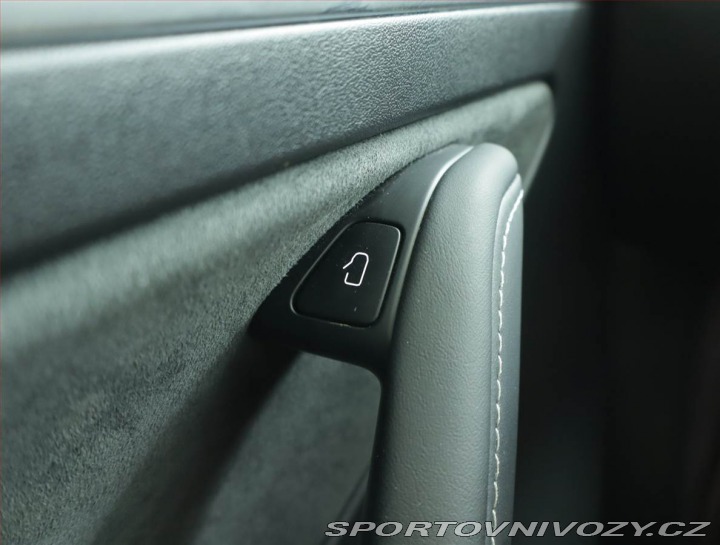 Tesla Model Y Long Range AWD 79kWh, SoH 2023