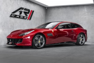 Ferrari GTC4Lusso 