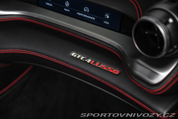 Ferrari GTC4Lusso 2018