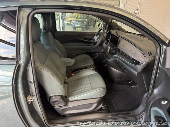 Fiat 500 500e Giorgio Armani Hatch 2025