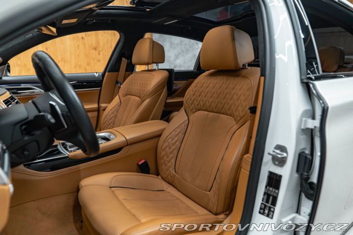 BMW 7 Li xDrive 2017