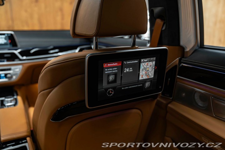BMW 7 Li xDrive 2017