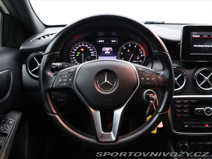 Mercedes-Benz A 1,6 200 115kW Sport 2014