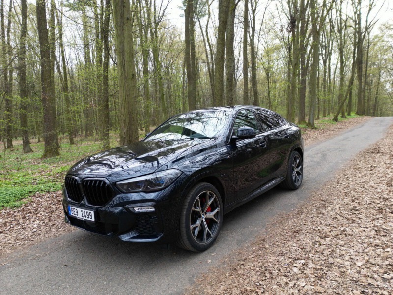 BMW X6 xDrive40i, MAX výbava, ZÁ