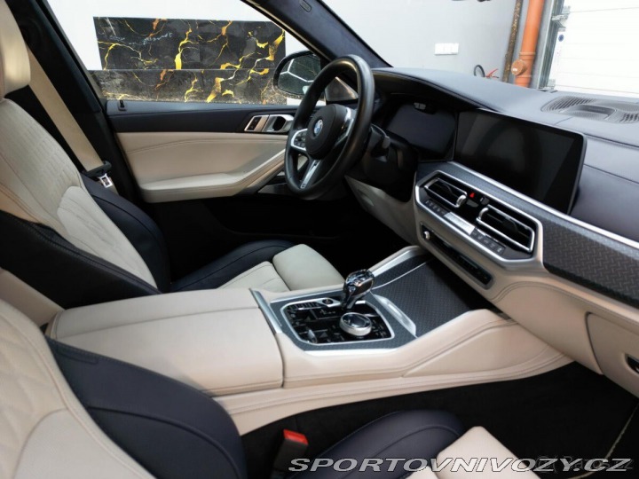 BMW X6 xDrive40i, MAX výbava, ZÁ 1800