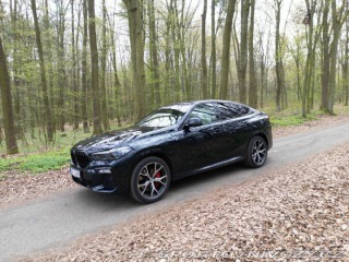 BMW X6 xDrive40i, MAX výbava, ZÁ 1800