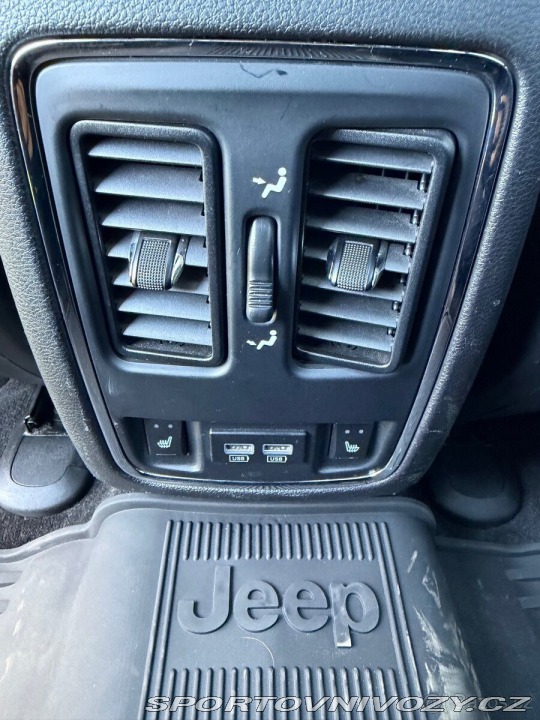 Ostatní značky Ostatní modely Jeep Grand Cherokee 3,0 3L Diesel 1800