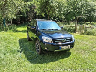 Toyota Ostatní modely RAV4 2,2 r. v. 2008, spolehl 2008