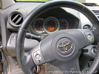 Toyota Ostatní modely RAV4 2,2 r. v. 2008, spolehl 2008