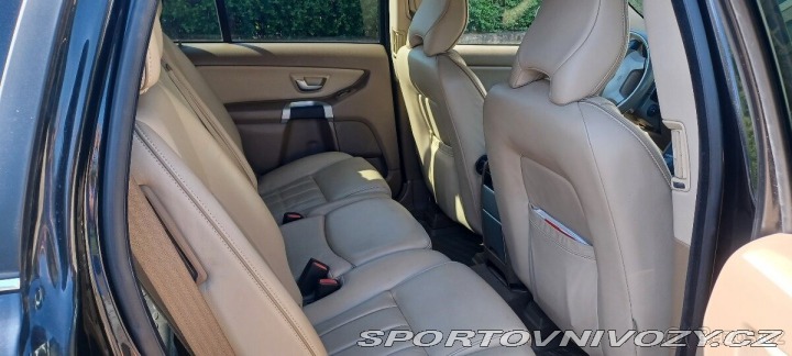 Volvo Ostatní modely XC90 2,4 7 míst 4x4 D5 147kW 2012